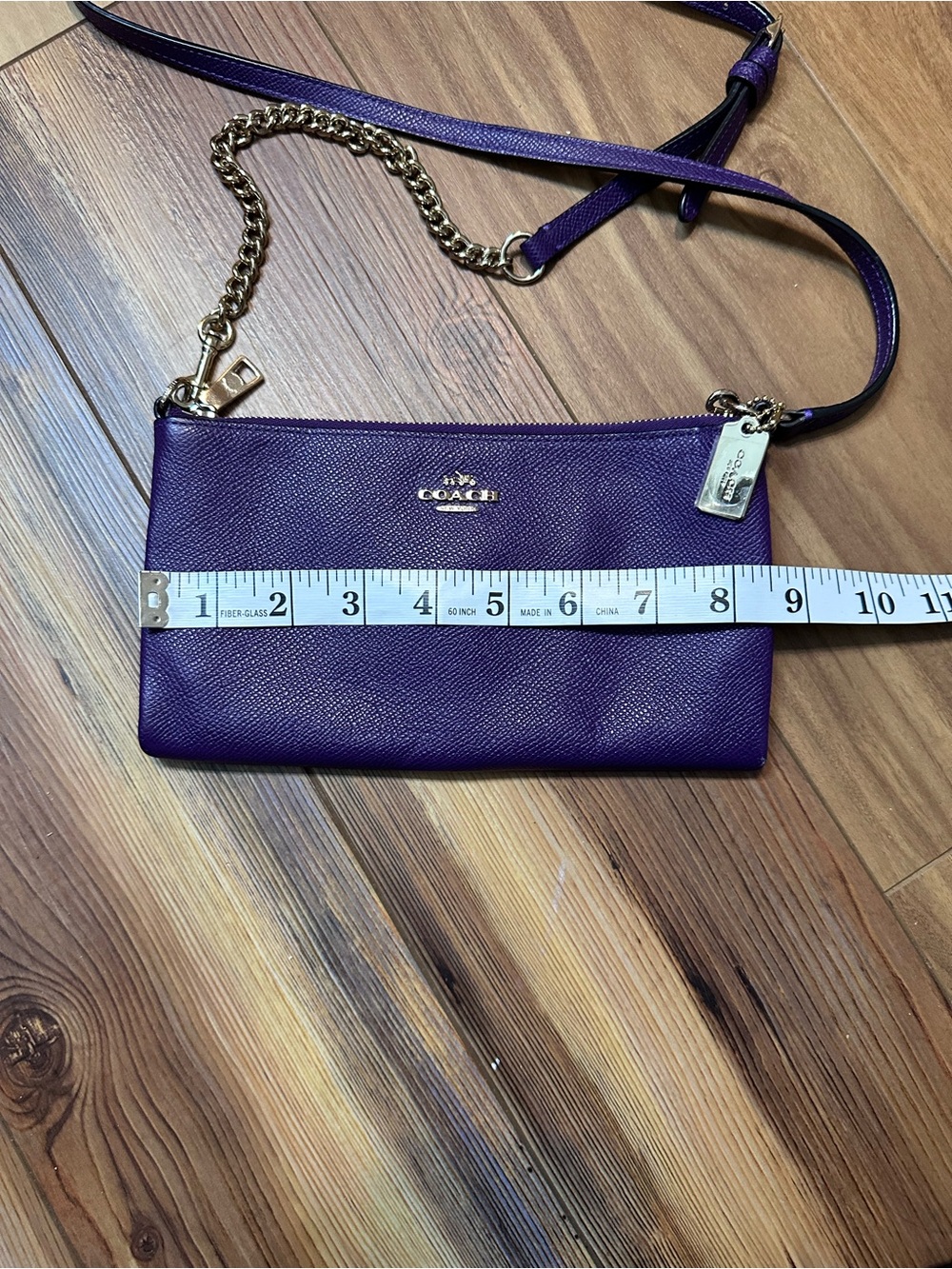 Coach Purple Crossbody Bag with Gold Chain Strap - Picture 4 of 10